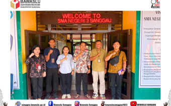 Bawaslu Kabupaten Sanggau Koordinasikan Program Ngijong Sekolah Bersama SMAN 3 Sanggau