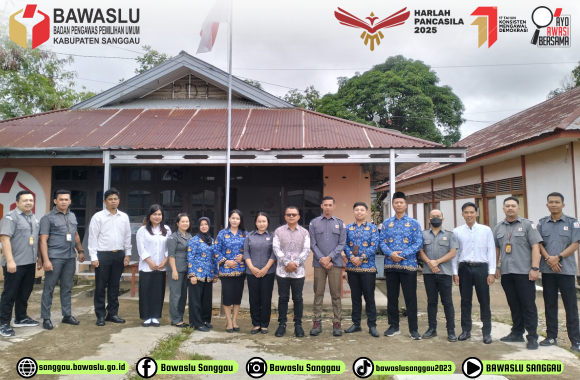 Upacara Peringatan Hari Lahir Pancasila Tahun 2025 di Lingkungan Bawaslu Kabupaten Sanggau