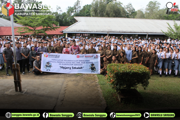 BAWASLU Kabupaten Sanggau Gelar Sosialisasi Pemilu di SMA Don Bosco Sanggau (Ngijong Sekolah)