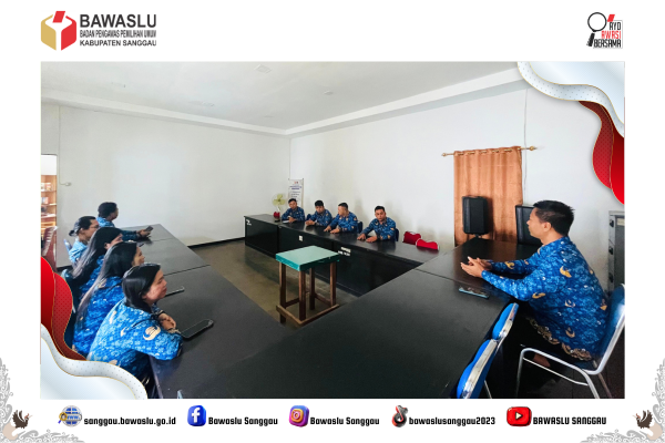 Rapat Internal Kesekretariatan, Bawaslu Sanggau Fokuskan Penguatan Kinerja