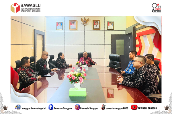 Dorong Penguatan SDM dan Dukungan Hibah, Bawaslu Sanggau Konsolidasi dengan Bupati