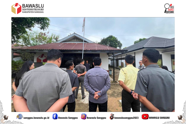 Peringati Hari Berkabung Daerah, Kepala Sekretariat Bawaslu Sanggau Pimpin Apel Senin Pagi