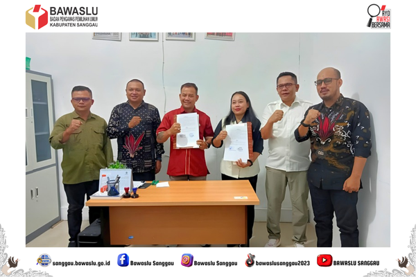 Bawaslu Sanggau dan Sentra Layanan Universitas Terbuka (SALUT) Sanggau Tandatangani Perjanjian Kerja Sama