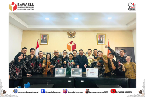 Kreativitas Berbuah Prestasi, Bawaslu Kabupaten Sanggau Raih Tiga Penghargaan Video Edukasi