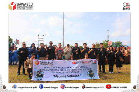 Bentuk Pemilih Cerdas, Bawaslu Kabupaten Sanggau Gelar Ngijong Sekolah di SMAN 3 Sanggau