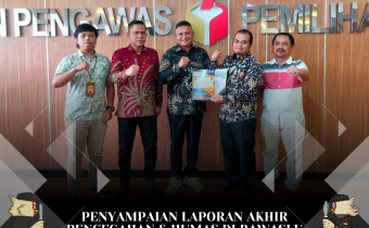 BAWASALU SANGGAU SERAHKAN LAPORAN AKHIR PENCEGAHAN & HUMAS 2023 DI BAWASLU REPUBLIK INDONESIA