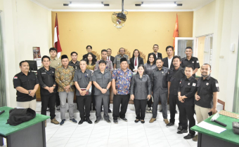 BAWASLU KALBAR SIMULASI SIDANG PEMERIKSAAN PENANGANAN PELANGGARAN ADMINISTRATIF PEMILU