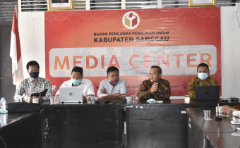 Bawaslu Sanggau Gelar Rapat Internal Bahas Program Kerja di Tahun 2021