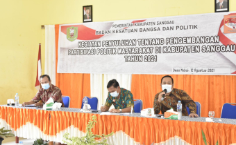 Penyuluhan Pengembangan Partisipasi  Politik Masyarakat di Kecamatan Kembayan