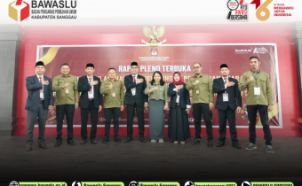 Rapat Pleno Terbuka Rekapitulasi Hasil Penghitungan Suara Pilkada 2024 Kabupaten Sanggau