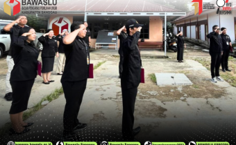 Bawaslu Kabupaten Sanggau Laksanakan Apel Pagi, Senin 14 April 2025