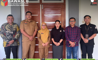 Antisipasi Potensi Permasalahan Data Pemilih, Bawaslu Kabupaten Sanggau Gelar Pertemuan Bersama Disdukcapil