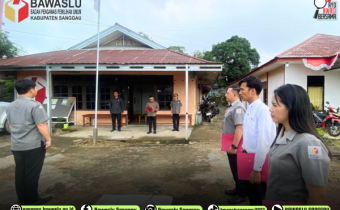 Bawaslu Kabupaten Sanggau Laksanakan Apel Rutin, Ahmad Zaini Tekankan Disiplin