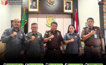 Perkuat Sinergi Antar Lembaga, Bawaslu Lakukan Audiensi Ke Kejari Sanggau