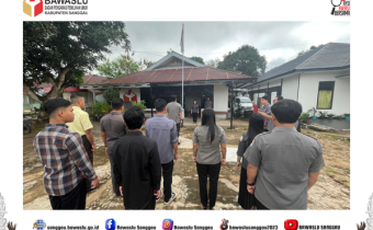 Apel Pagi Bawaslu Kabupaten Sanggau: Ketua Tekankan Semangat dan Konsistensi Kerja