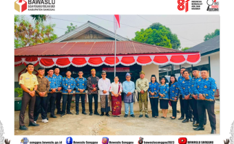 Bawaslu Kabupaten Sanggau Laksanakan Upacara Peringatan HUT ke-81 Kemerdekaan RI